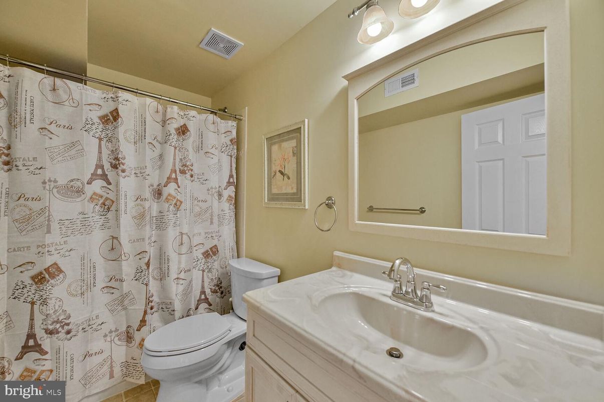 Bathroom, Interior