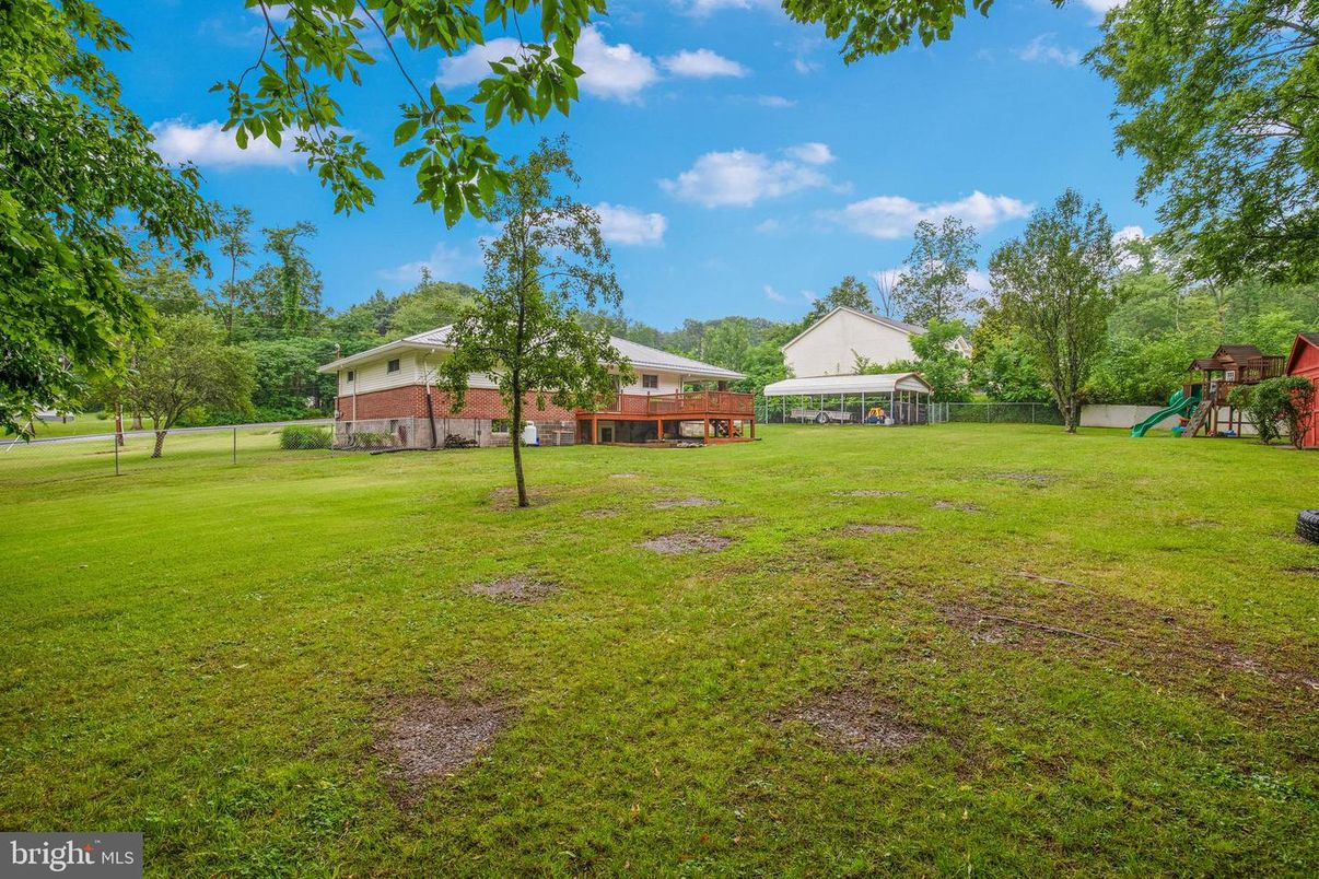 Backyard, Exterior, Playground