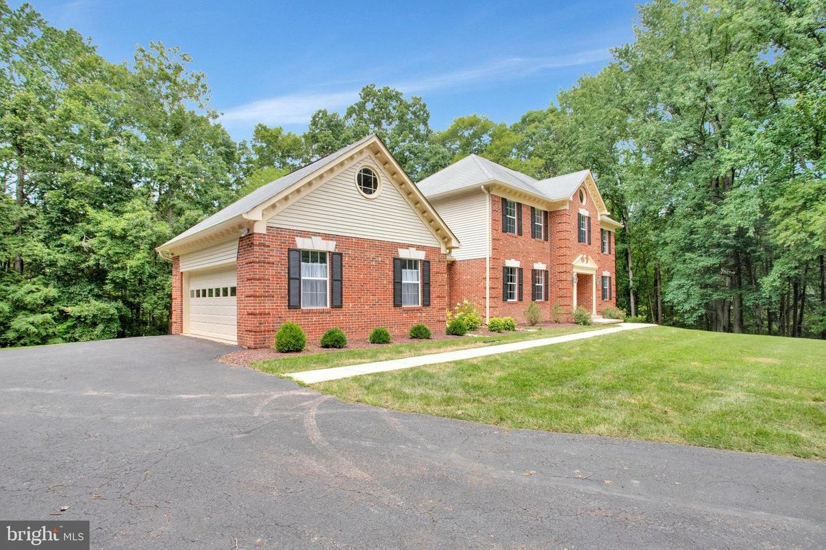 Attached, Exterior, Facade, Brick Facade, Brick Traditional