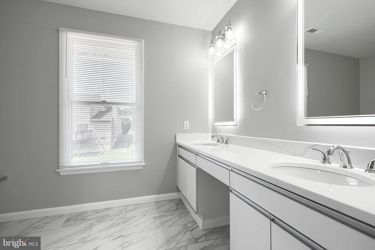 Bathroom, Dual Sink Vanities, Interior, Marble