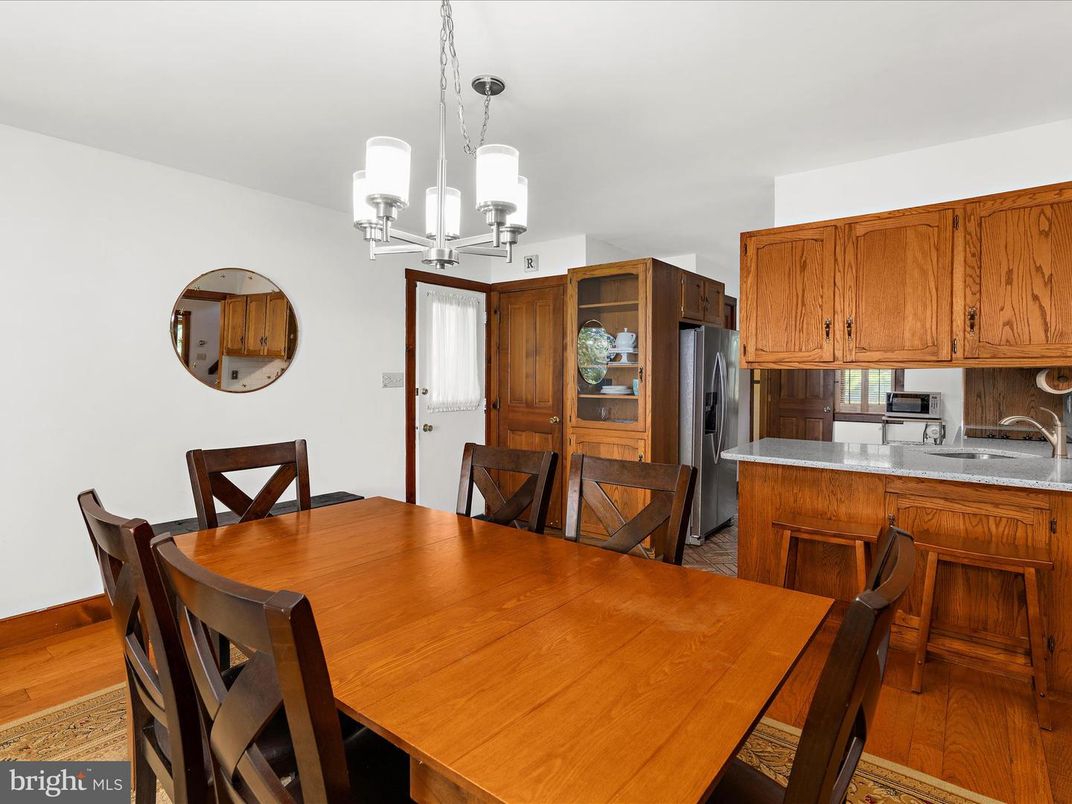 Chandelier, Dining room, Interior, Kitchen, Wood Texture Flooring