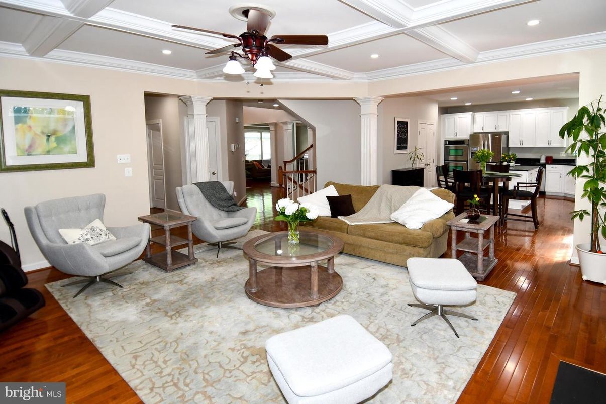 Dining room, Interior, Kitchen, Living room, Recessed Lighting, Stainless Steel Appliances, Wood Texture Flooring
