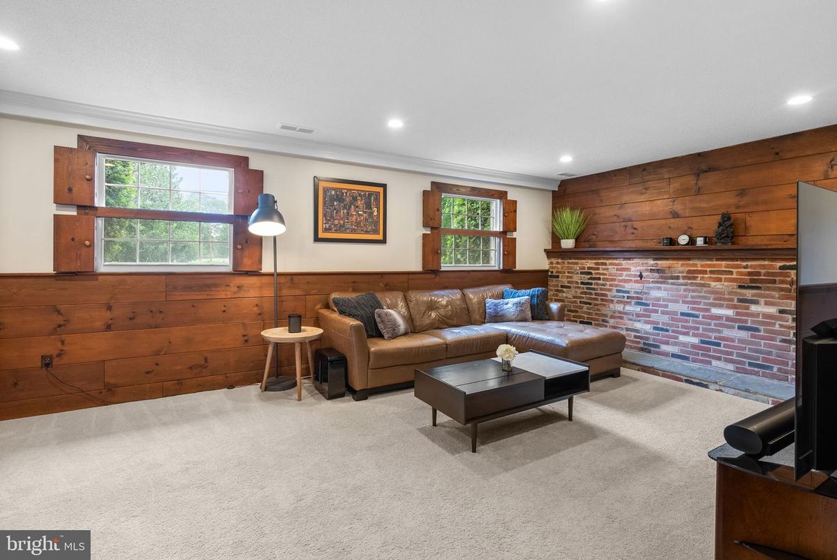 Interior, Living room, Recessed Lighting, Stone Walls, Wooden Walls