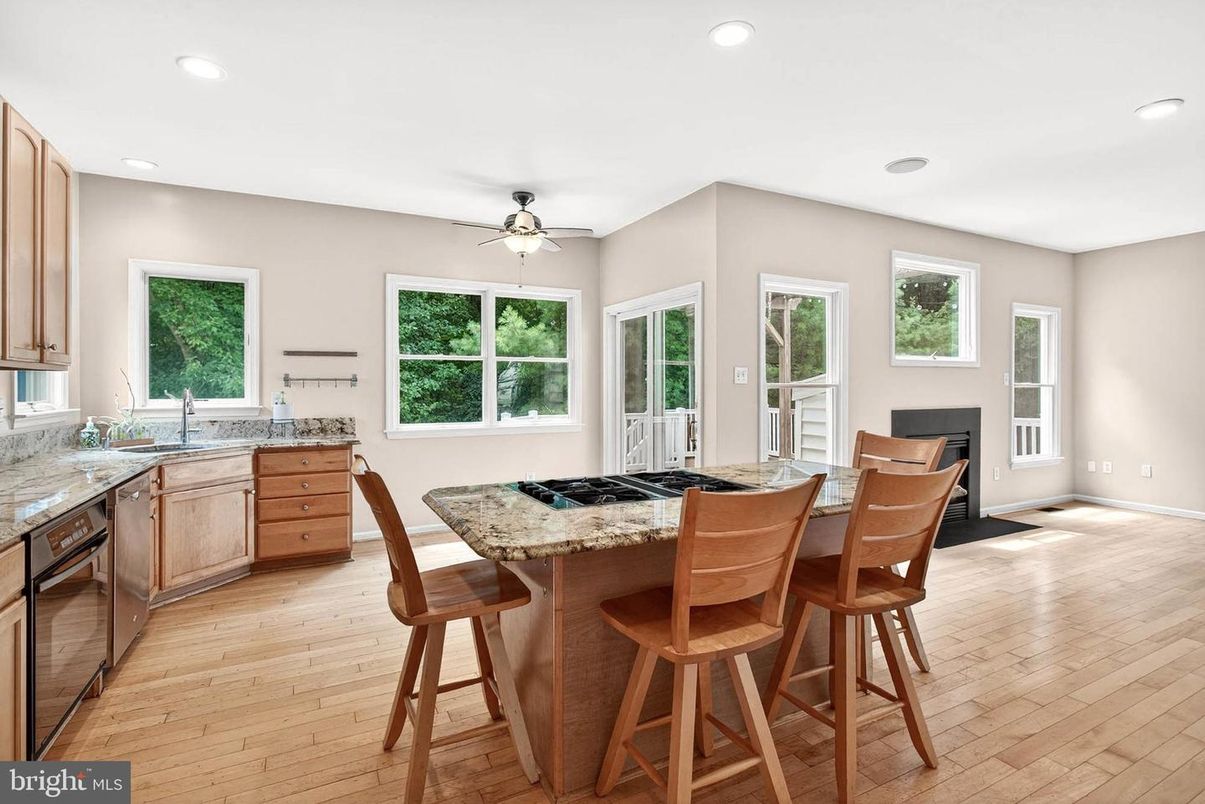 Fireplace, Interior, Kitchen, Recessed Lighting, Wood Texture Flooring