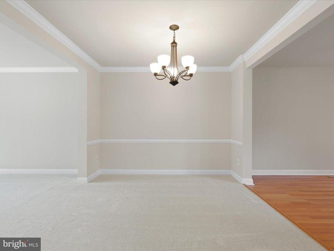 Chandelier, Empty room, Interior, Wood Texture Flooring