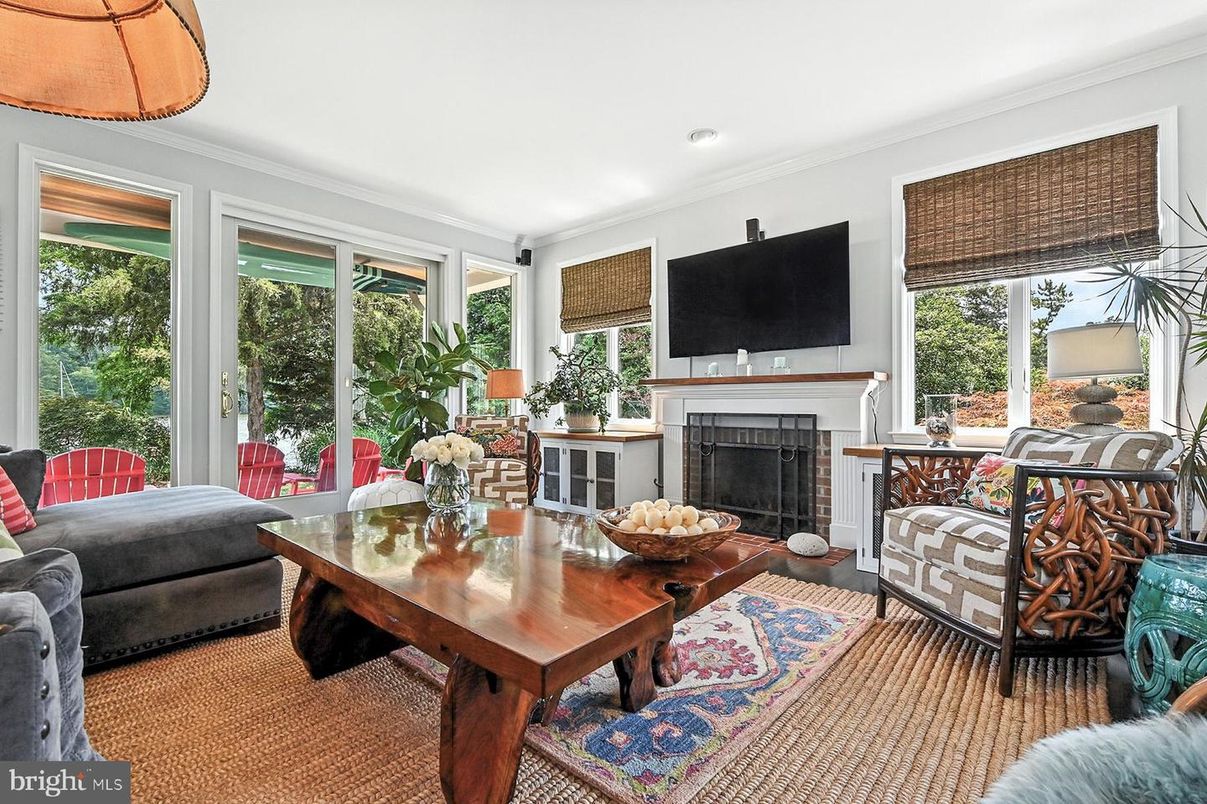 Fireplace, Interior, Living room, Recessed Lighting, Sun Room