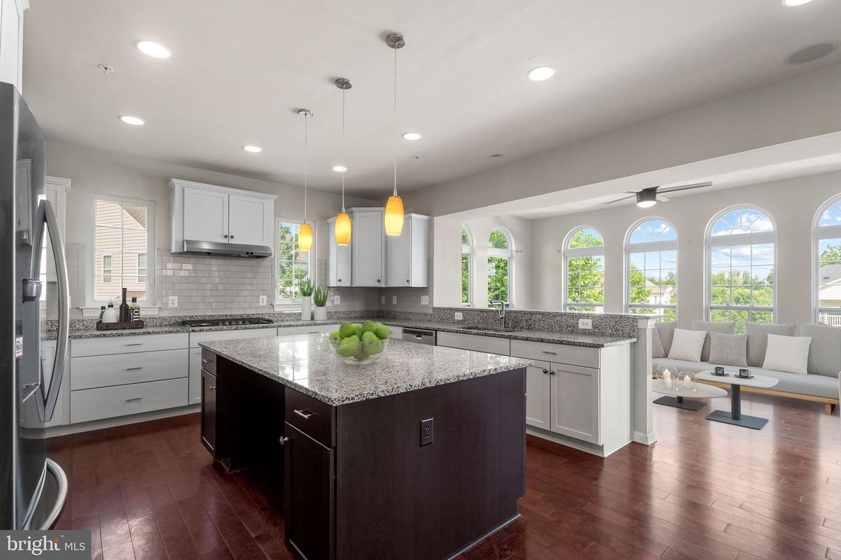 Interior, Kitchen, Pendant Lights, Recessed Lighting, Wood Texture Flooring