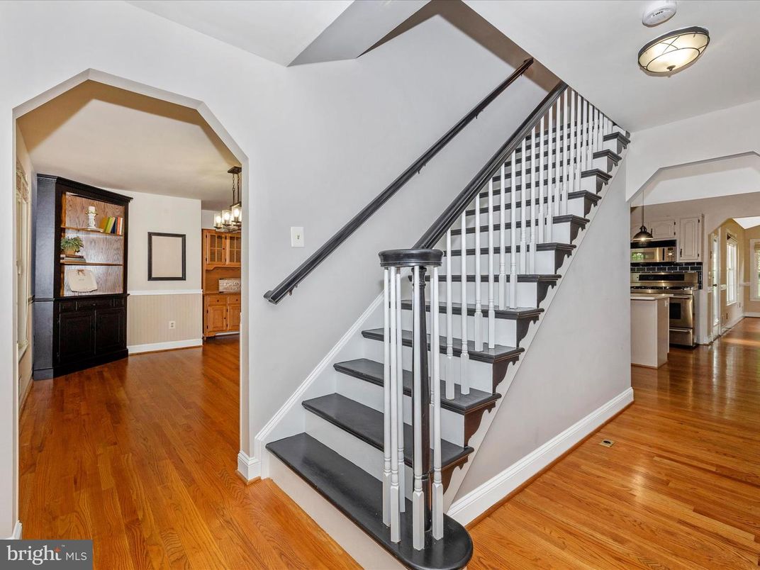 Chandelier, Interior, Kitchen, Pendant Lights, Stainless Steel Appliances, Wood Texture Flooring