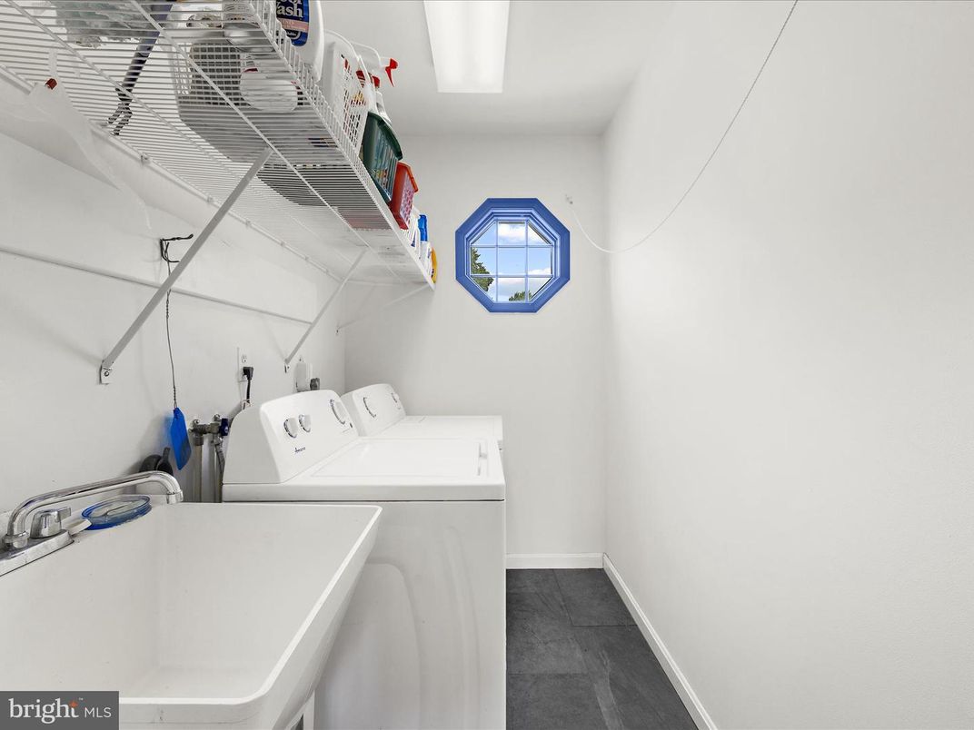 Interior, Washer
