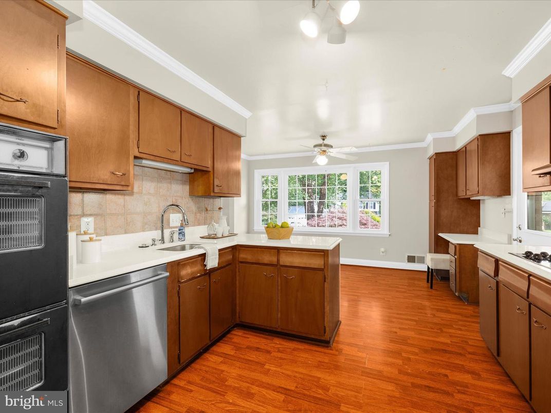 Interior, Kitchen, Wood Texture Flooring