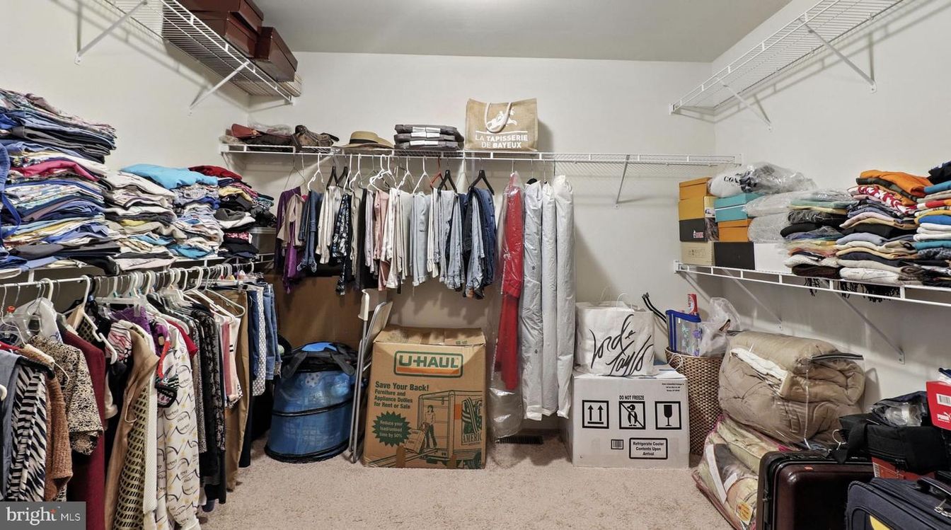 Interior, Walk-in Closets