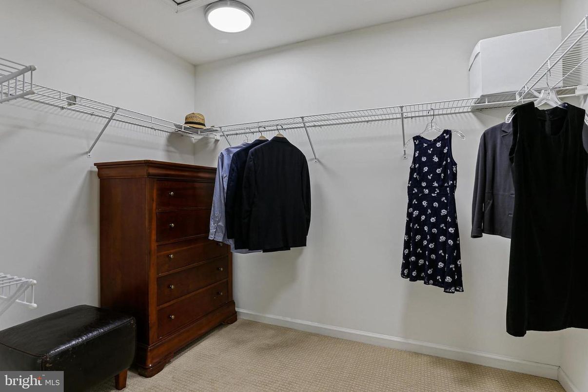 Interior, Walk-in Closets