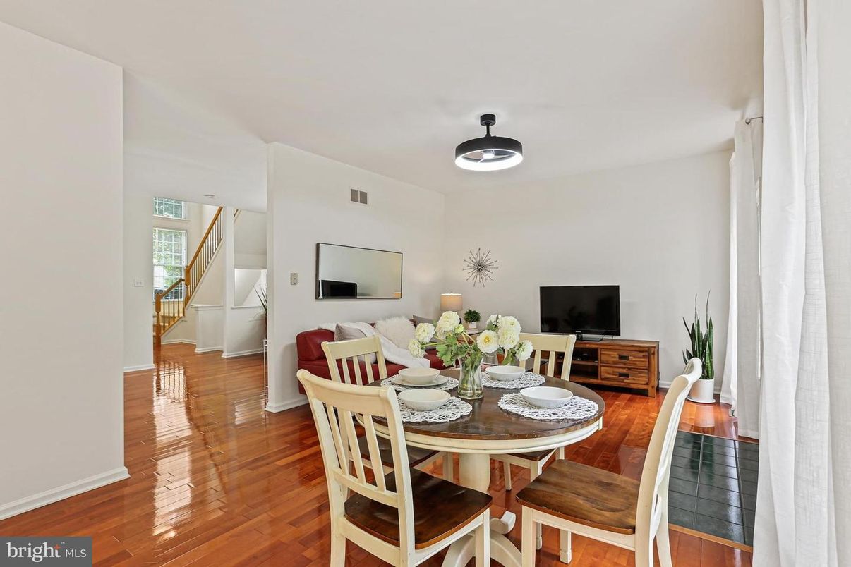 Dining room, Interior, Wood Texture Flooring