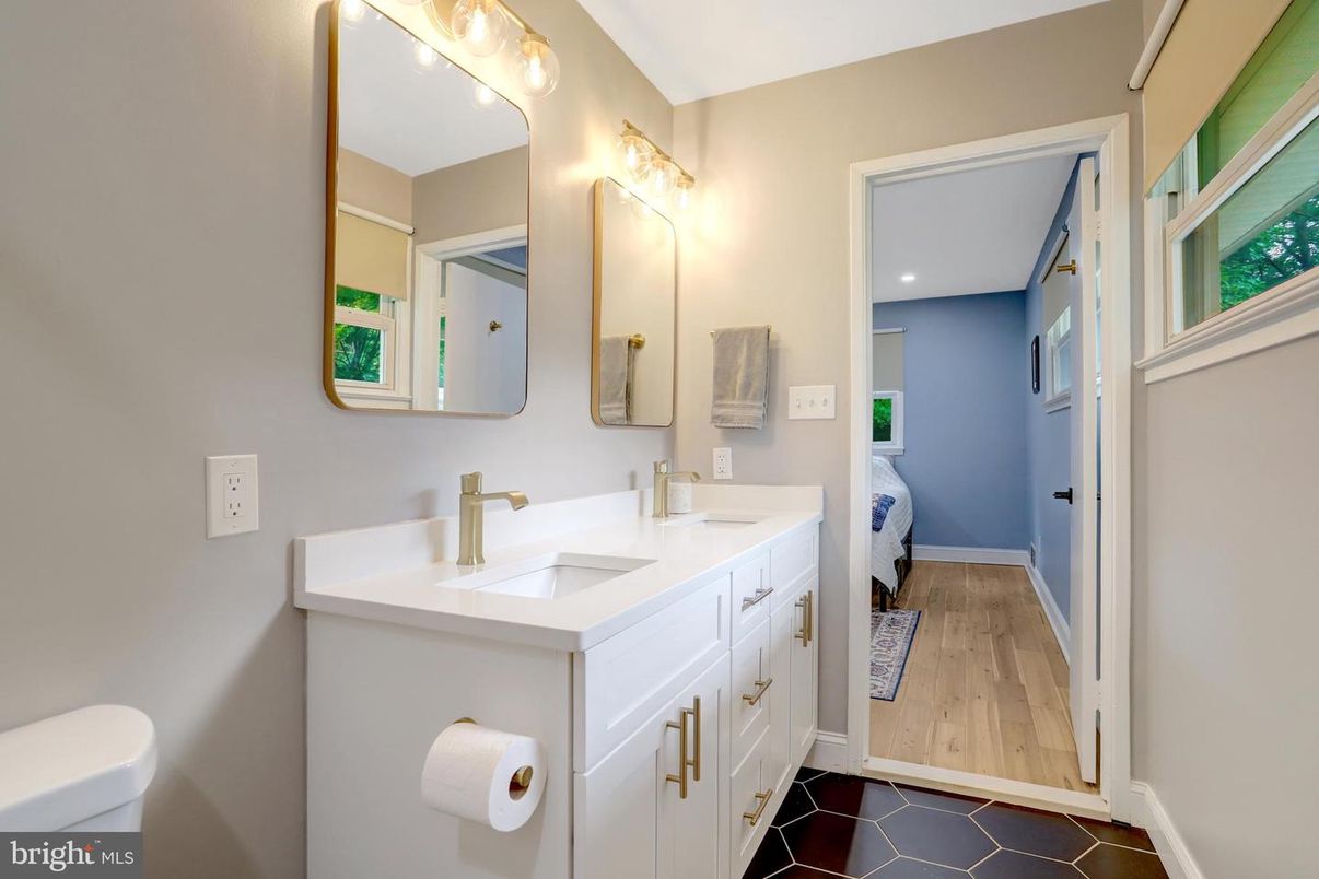 Bathroom, Dual Sink Vanities, Interior, Recessed Lighting, Wood Texture Flooring