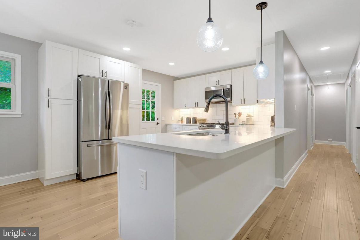 Interior, Kitchen, Pendant Lights, Recessed Lighting, Stainless Steel Appliances, Wood Texture Flooring