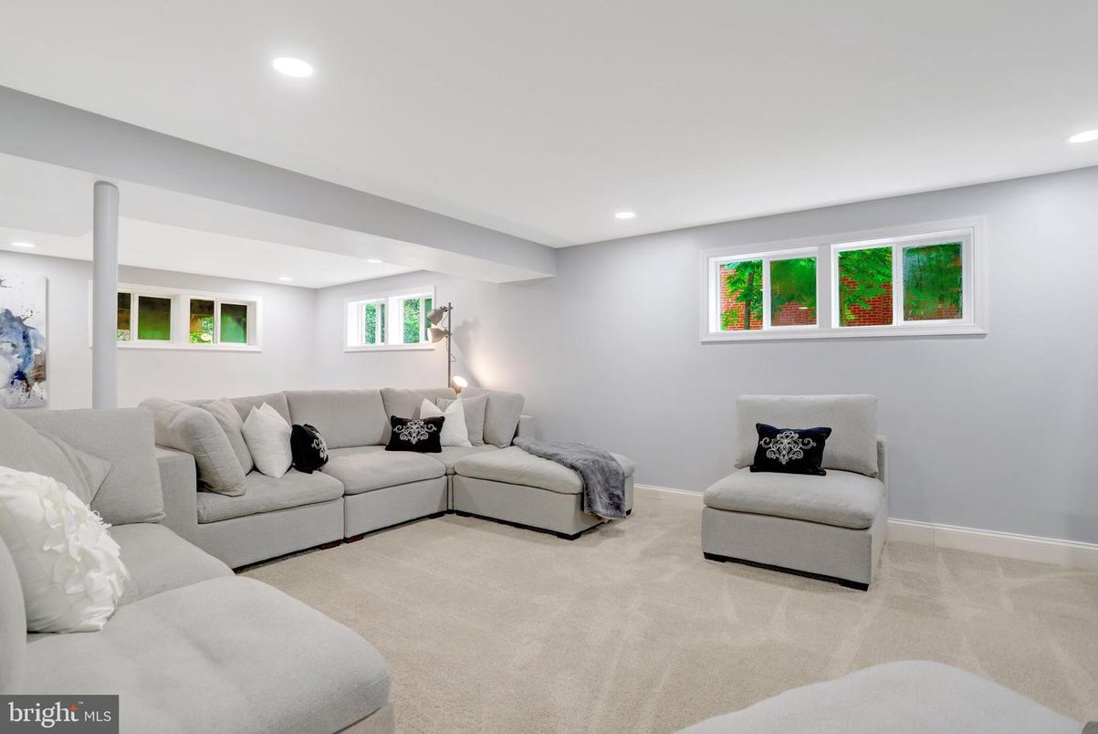 Interior, Living room, Recessed Lighting