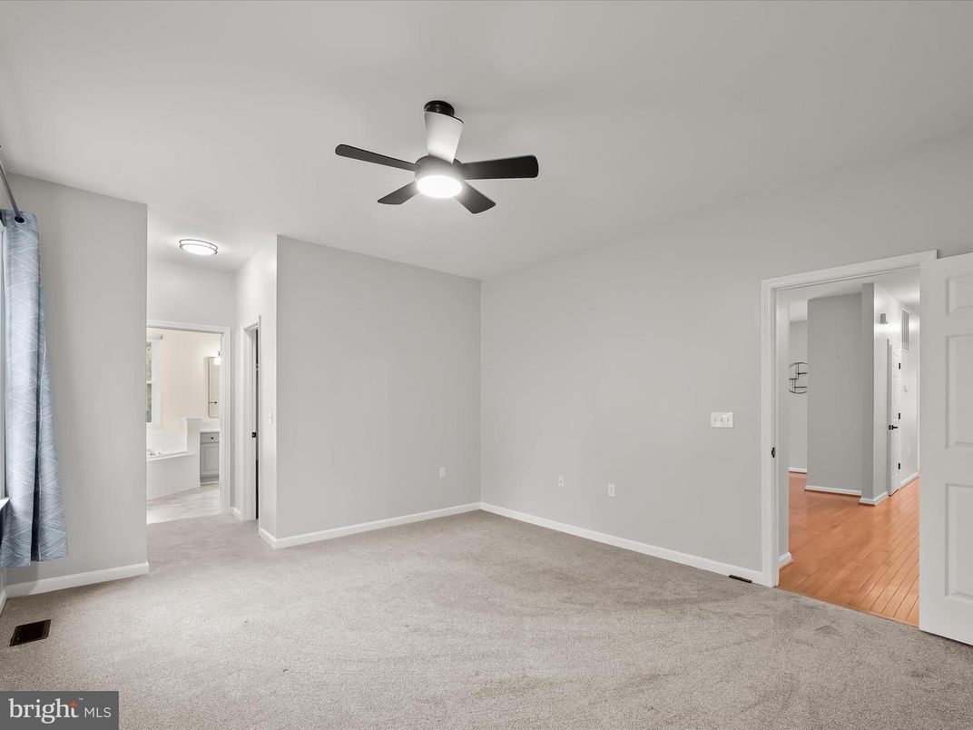 Bathroom, Empty room, Interior, Wood Texture Flooring