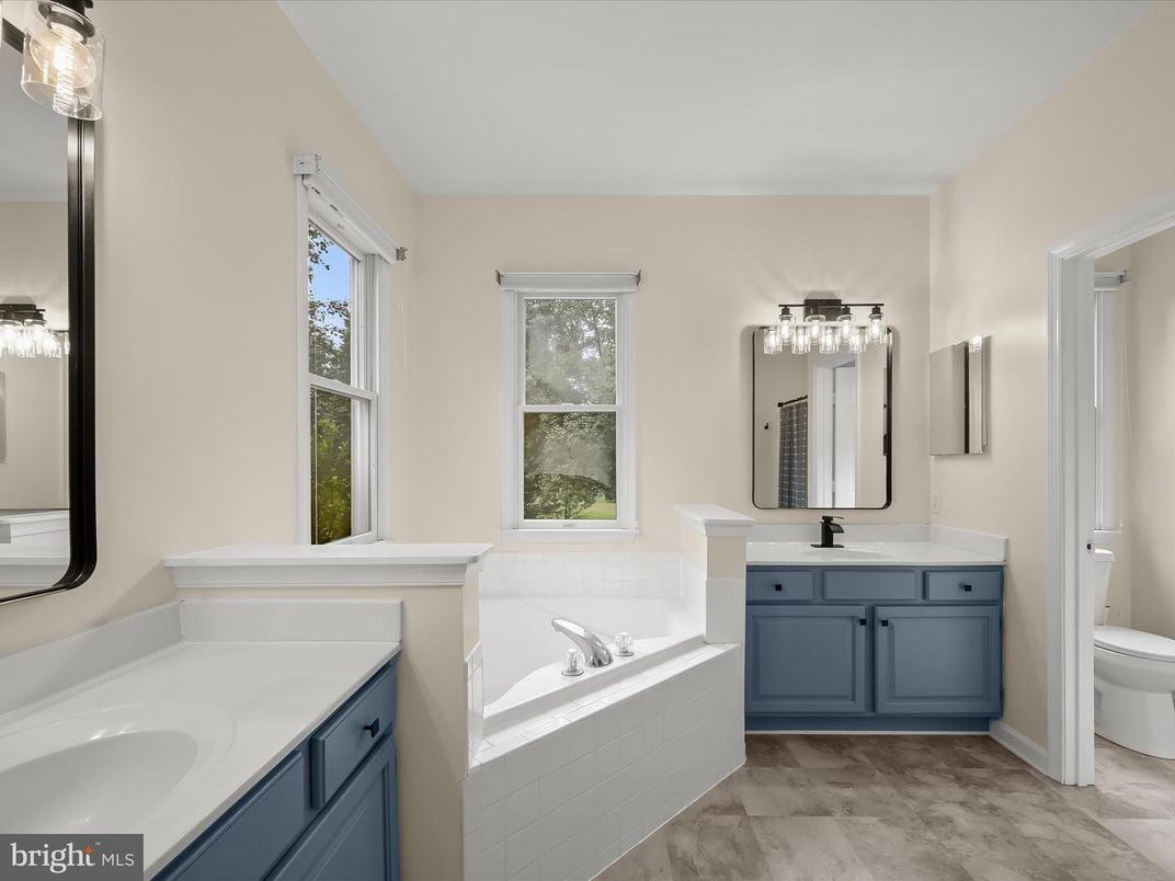 Bathroom, Dual Sink Vanities, Interior, Marble