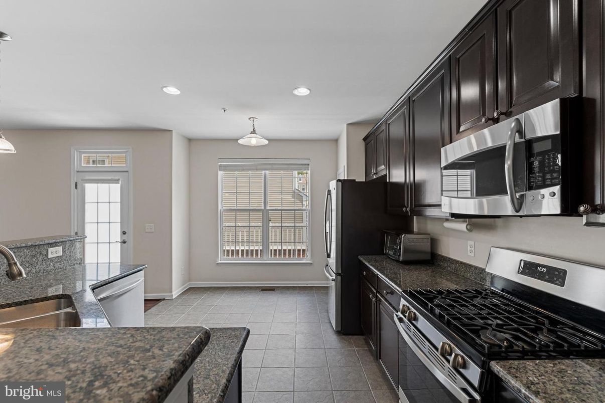 Interior, Kitchen, Pendant Lights, Recessed Lighting
