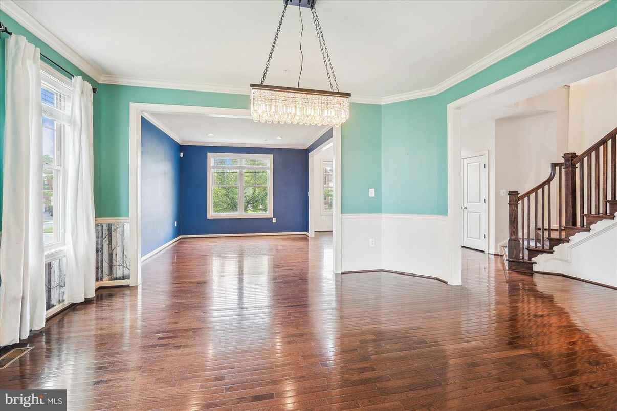 Chandelier, Empty room, Interior, Recessed Lighting, Wood Texture Flooring