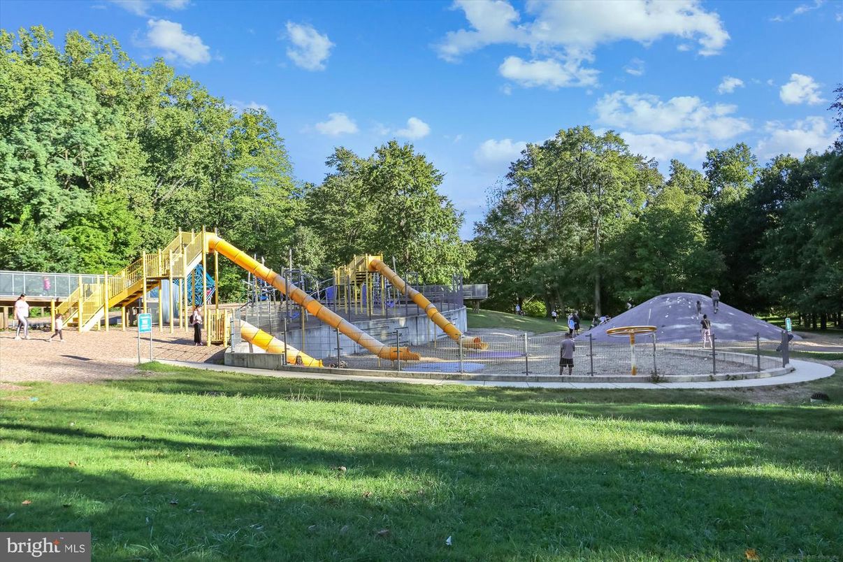 Backyard, Exterior, Playground