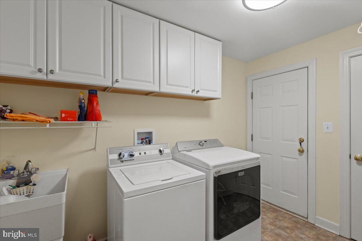 Interior, Recessed Lighting, Washer