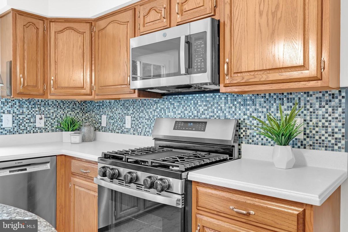 Interior, Kitchen, Stainless Steel Appliances