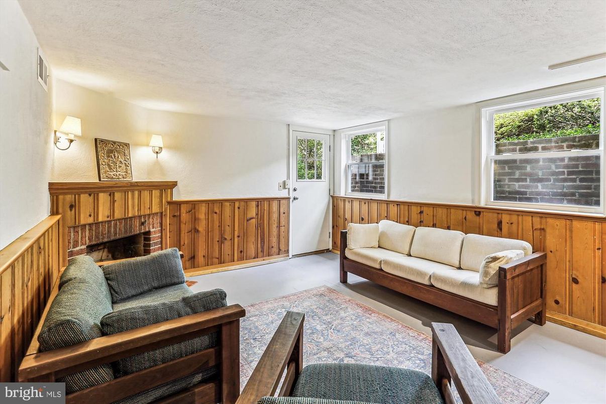 Fireplace, Interior, Living room