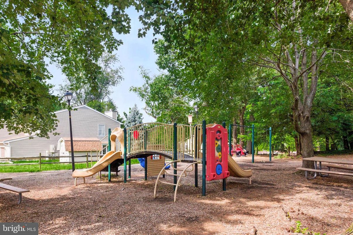 Backyard, Exterior, Playground