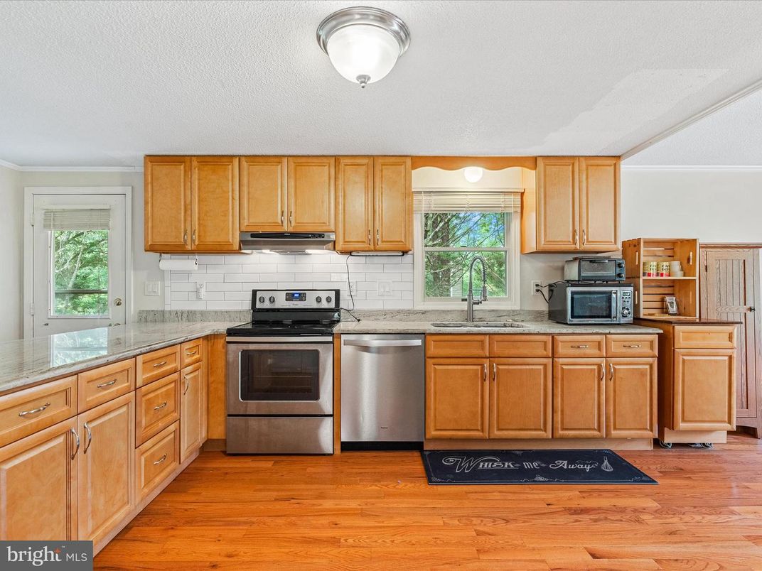 Interior, Kitchen, Stainless Steel Appliances, Wood Texture Flooring