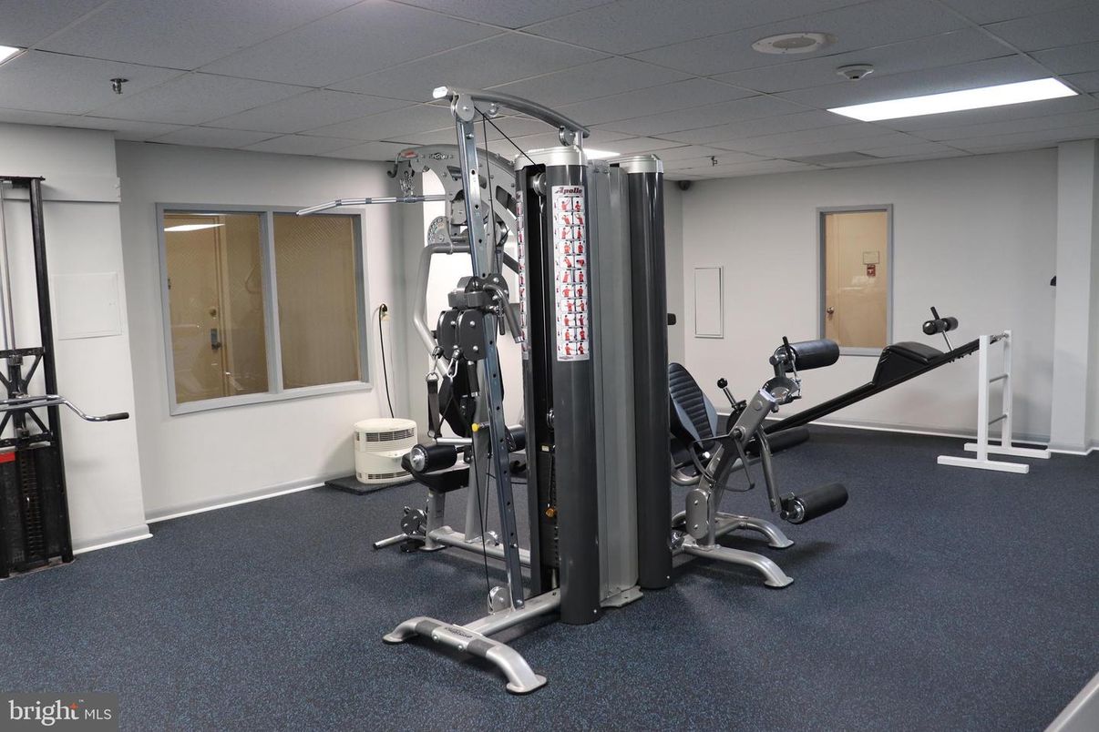 Fitness Equipment, Interior, Recessed Lighting