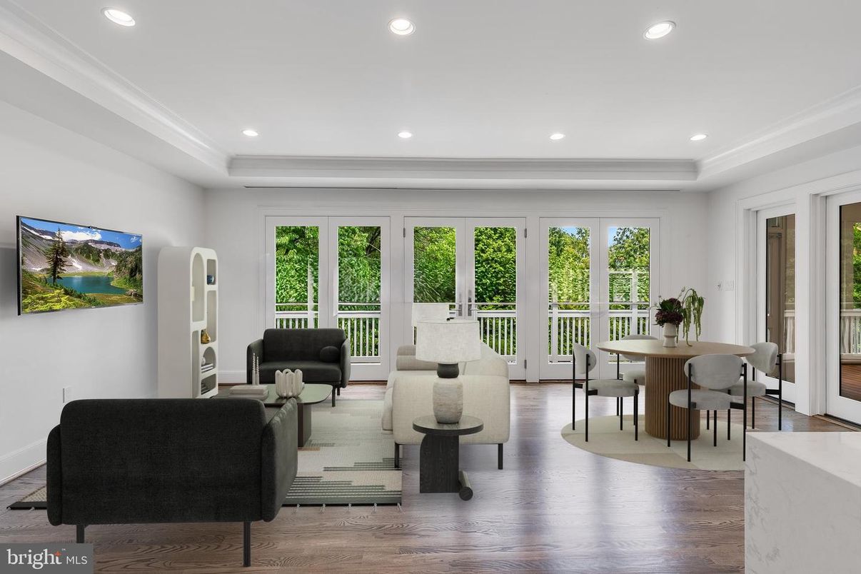 Dining room, Interior, Living room, Recessed Lighting, Wood Texture Flooring
