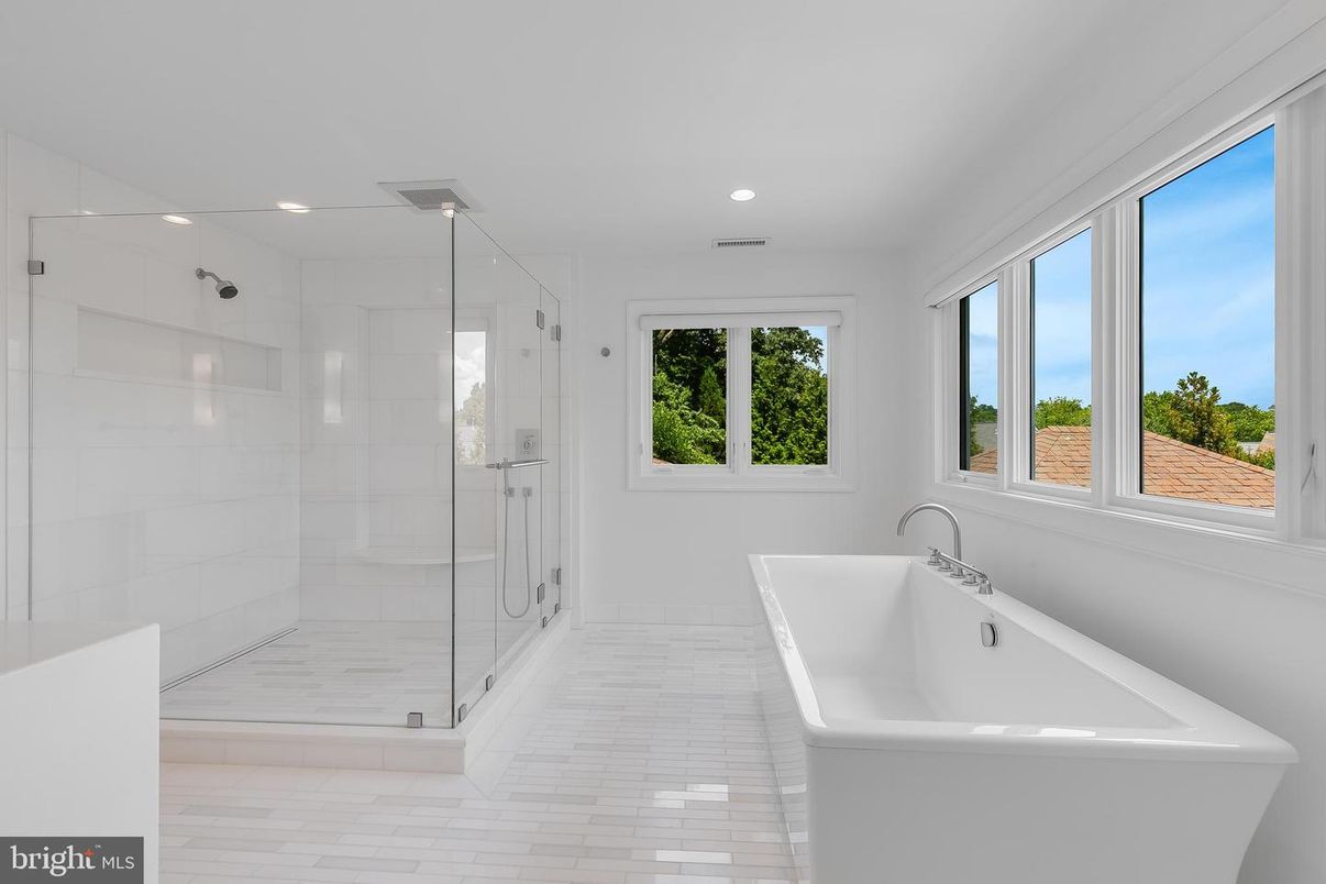 Bathroom, Free Standing Baths, Glass Shower, Interior, Recessed Lighting