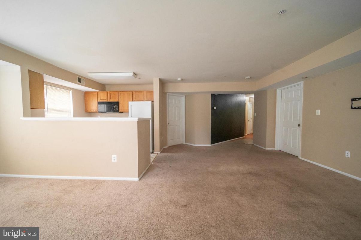 Empty room, Interior, Kitchen