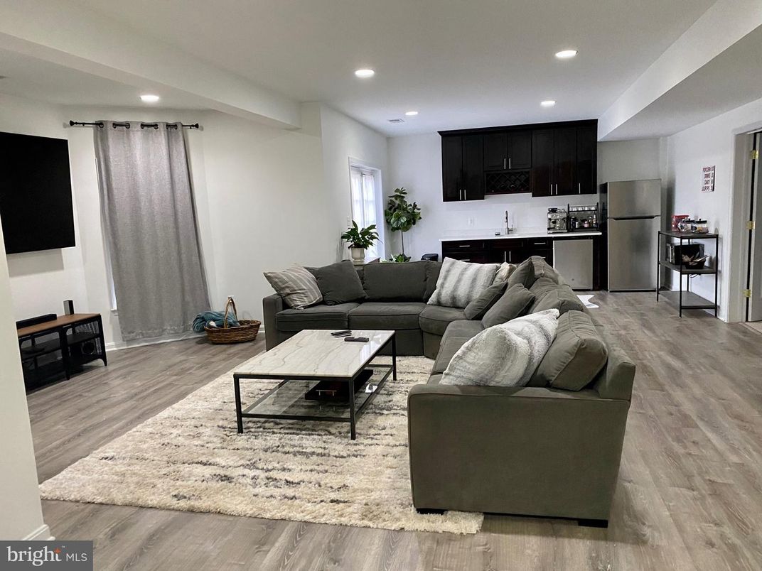 Interior, Kitchen, Living room, Recessed Lighting, Stainless Steel Appliances, Wood Texture Flooring
