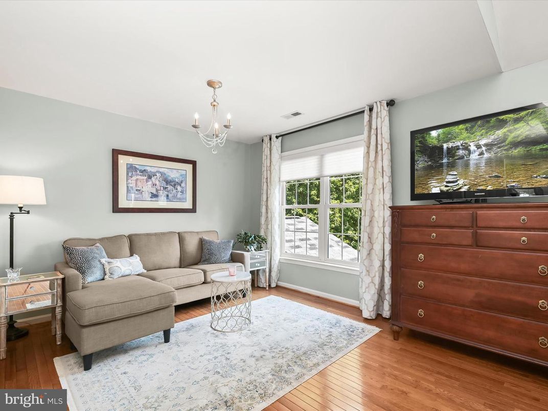 Chandelier, Interior, Living room, Wood Texture Flooring