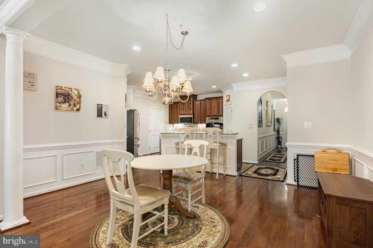 Chandelier, Dining room, Interior, Kitchen, Recessed Lighting, Wood Texture Flooring