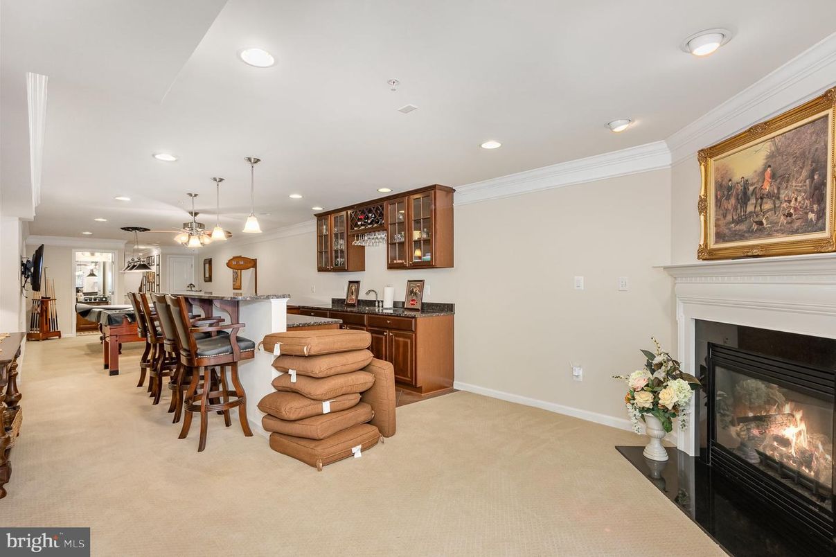 Fireplace, Interior, Kitchen, Pendant Lights, Recessed Lighting