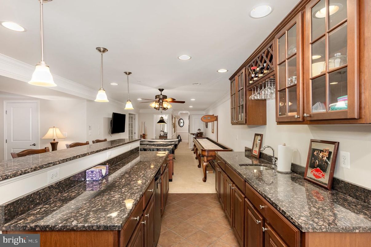 Dining room, Interior, Pendant Lights, Recessed Lighting