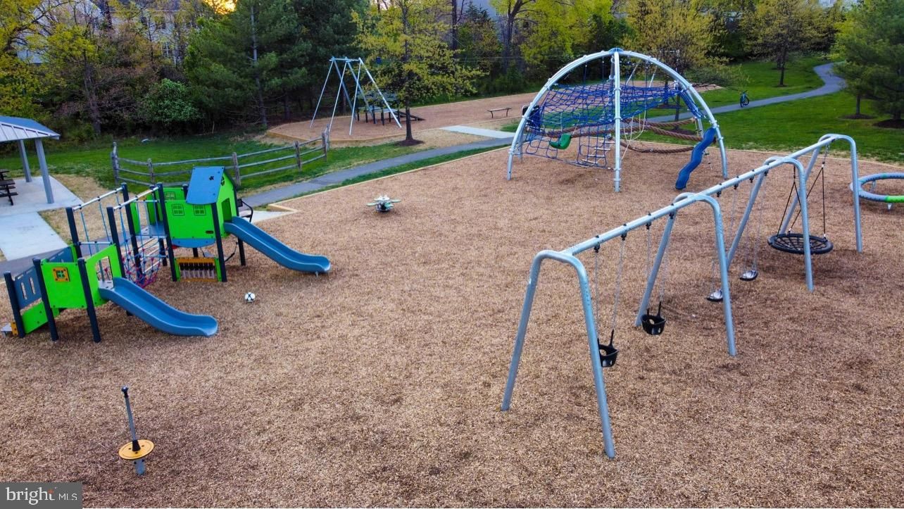 Backyard, Exterior, Playground