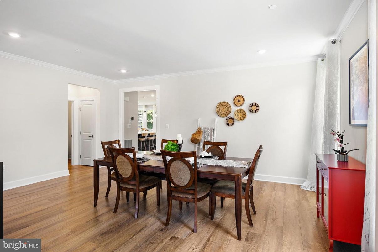 Dining room, Interior, Recessed Lighting, Wood Texture Flooring