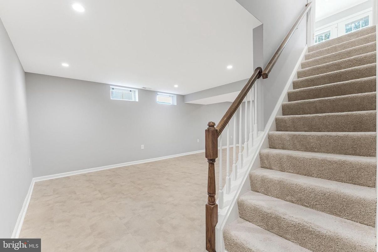 Interior, Recessed Lighting