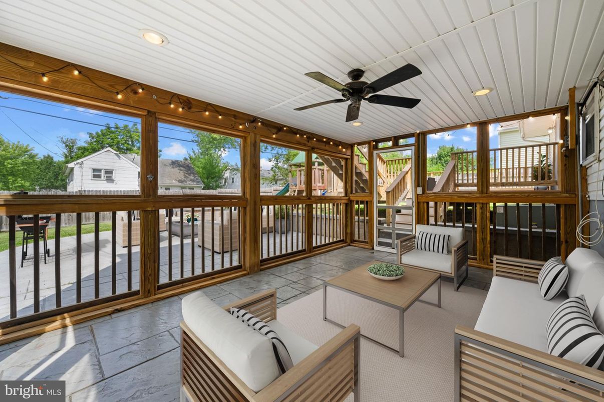 Interior, Recessed Lighting, Sun Room