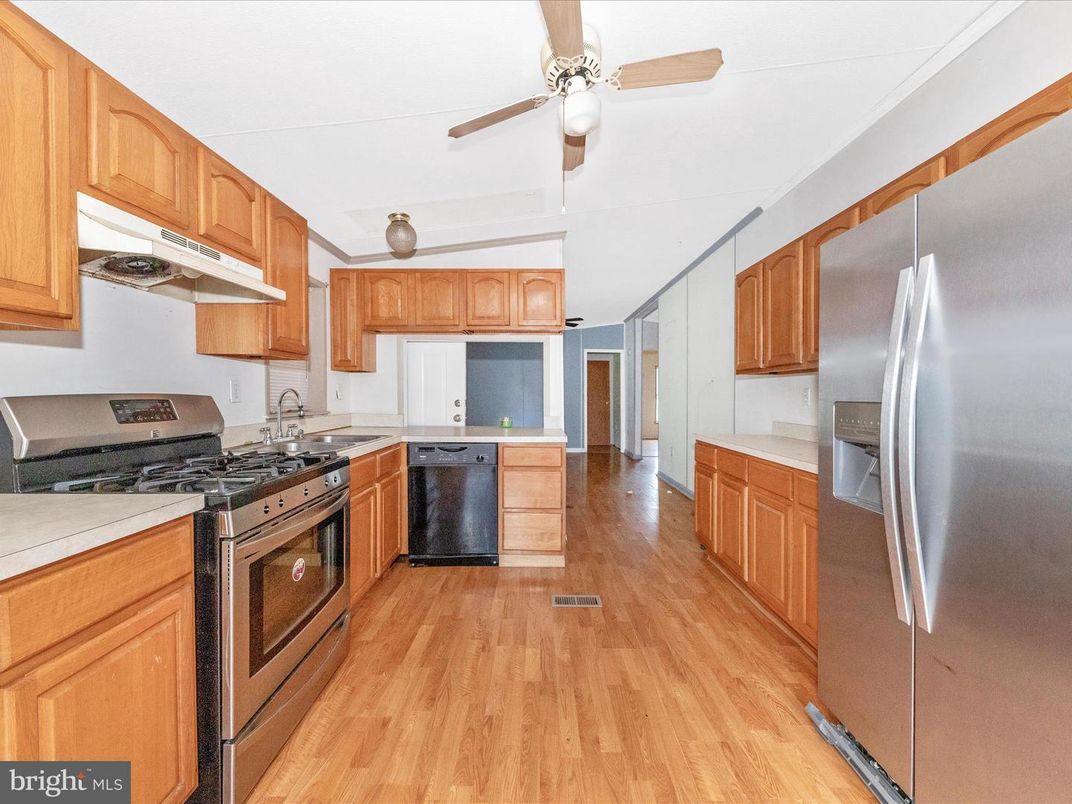 Interior, Kitchen, Wood Texture Flooring