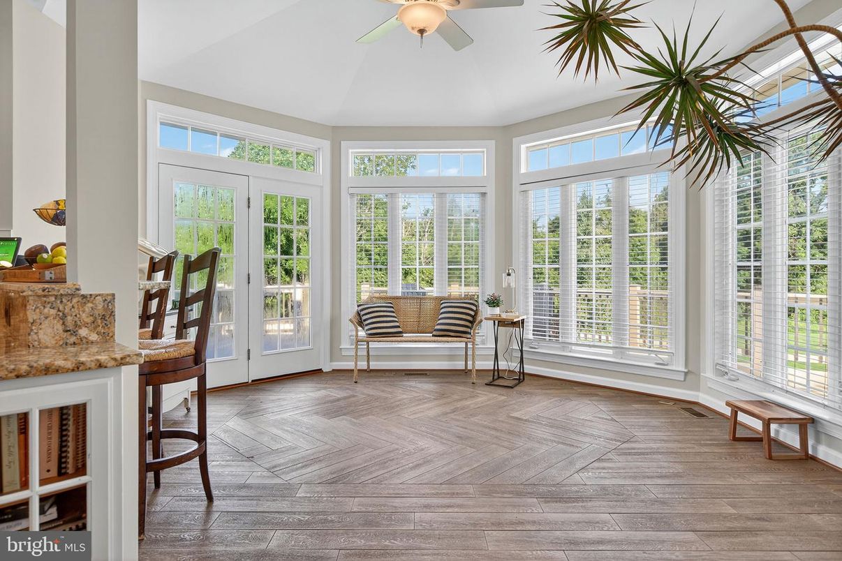 Interior, Sun Room, Wood Texture Flooring