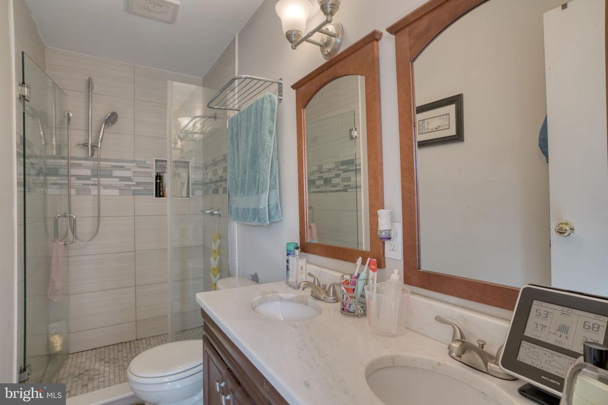 Bathroom, Dual Sink Vanities, Glass Shower, Interior