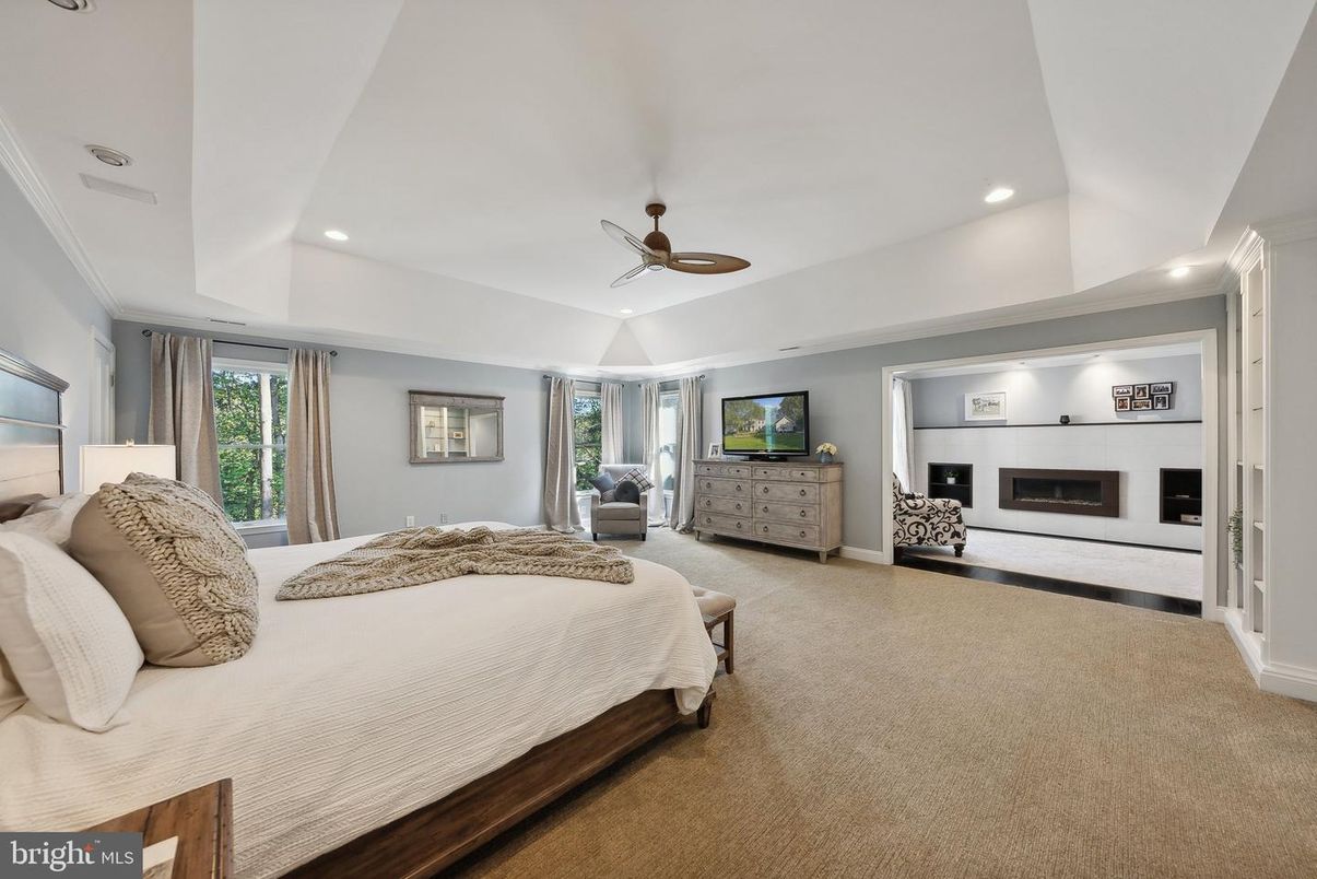 Bedroom, Fireplace, Interior, Recessed Lighting