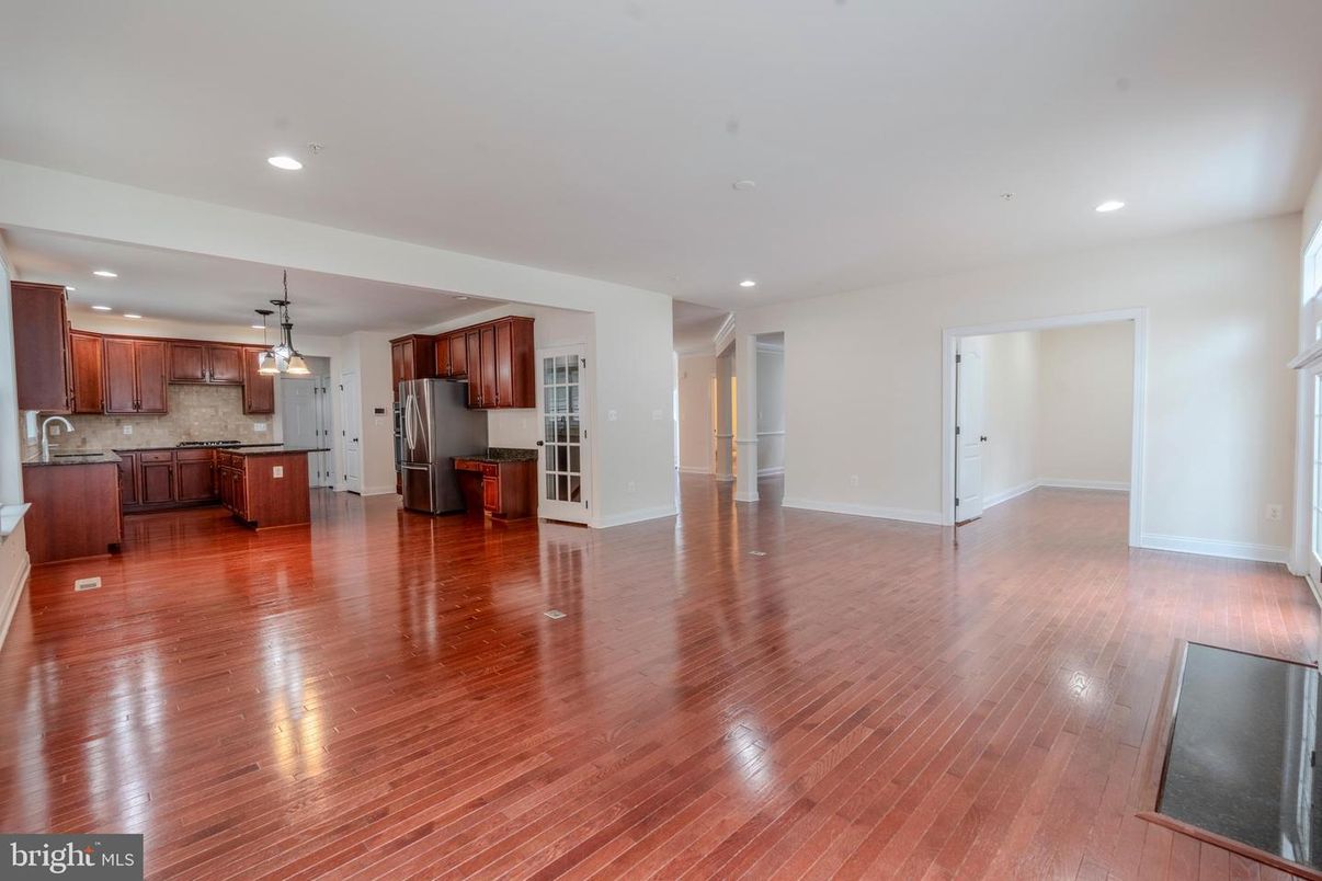 Empty room, Interior, Kitchen, Pendant Lights, Recessed Lighting, Wood Texture Flooring