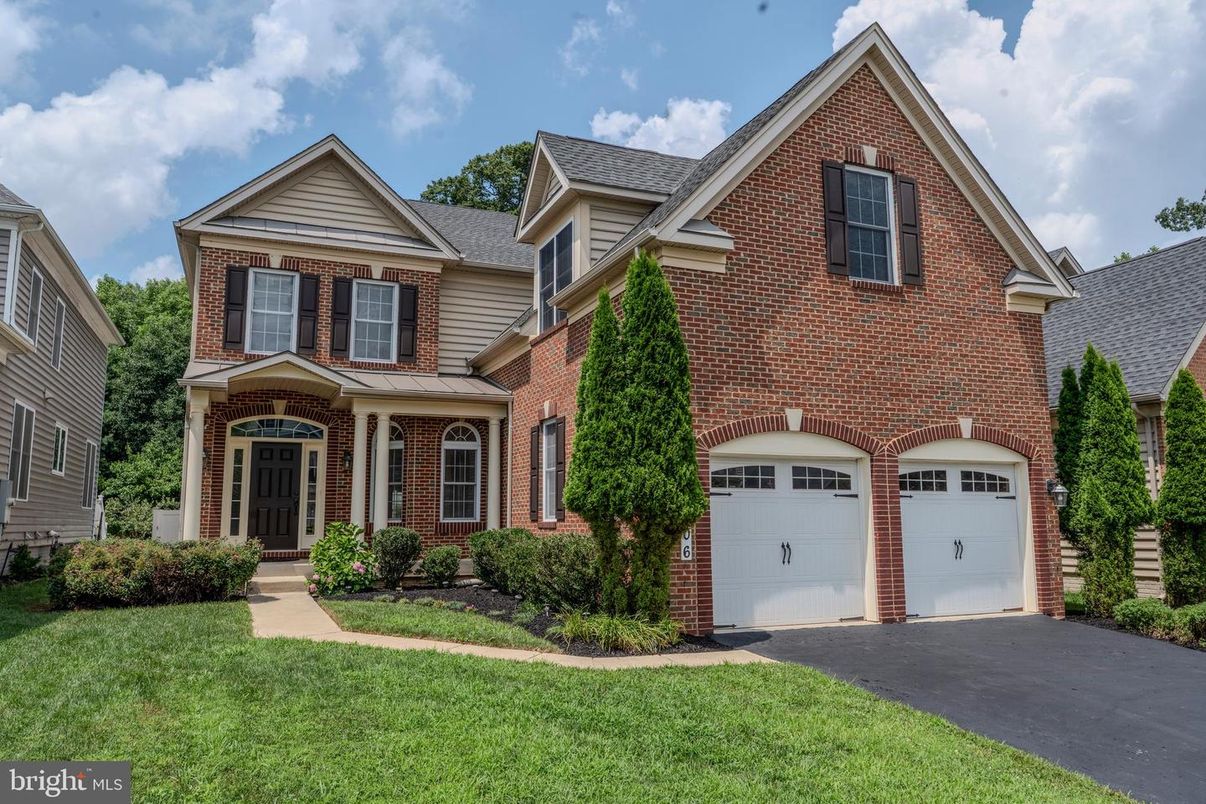 Attached, Exterior, Facade, Brick Facade, Brick Traditional