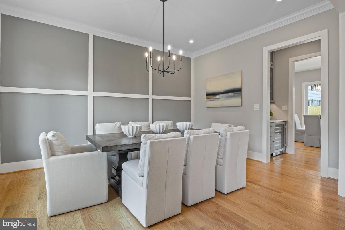 Chandelier, Dining room, Interior, Pendant Lights, Recessed Lighting, Wood Texture Flooring